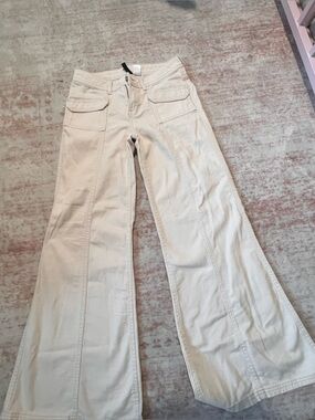 H&M Cream Wide-Leg Jeans